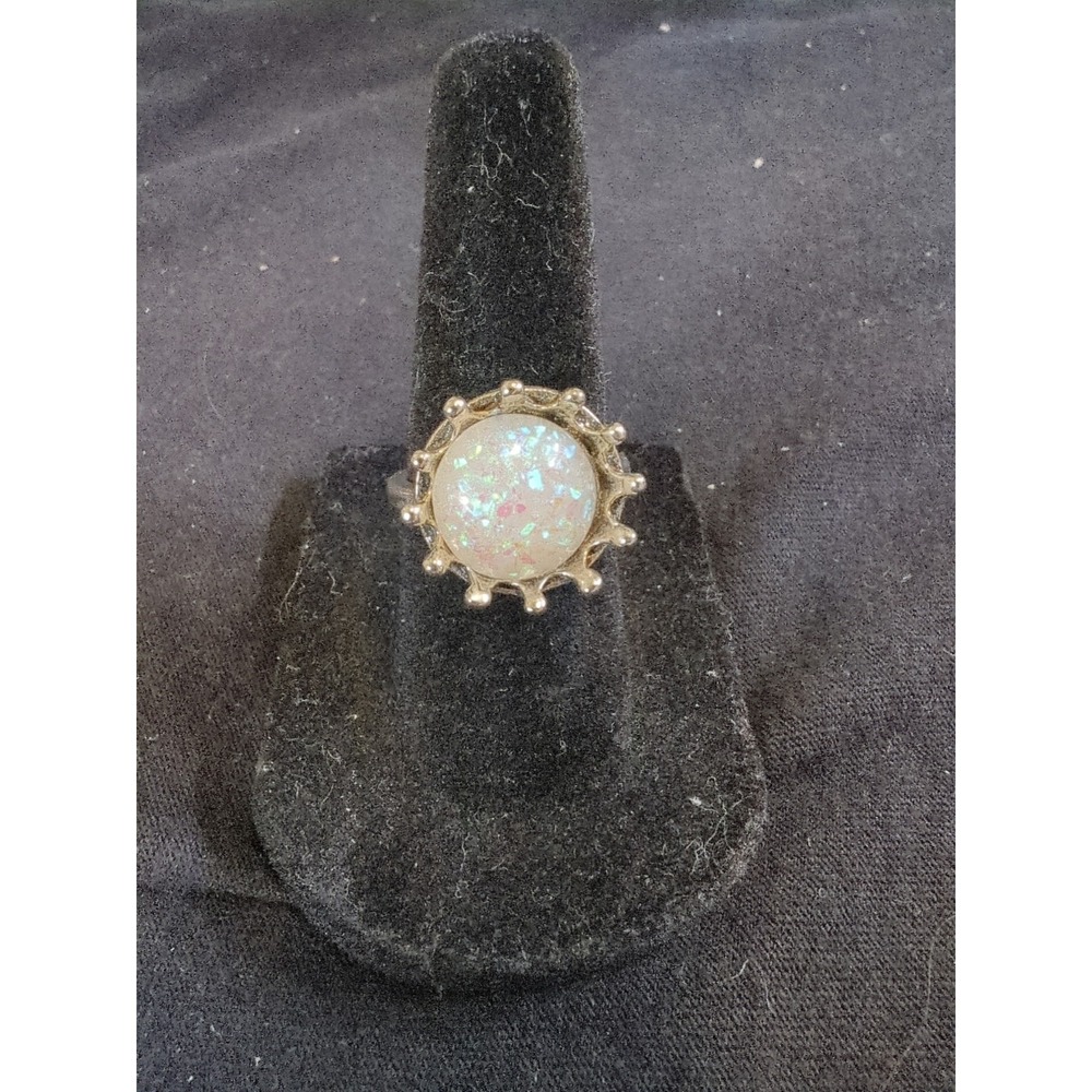 Vintage Silver Toned Crown Ring with Opal Accents - Size 8‎